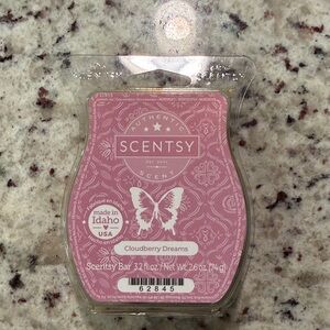 Scentsy Cloudberry Dreams Wax Bar - Soft Pink